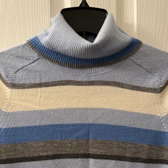 Pendleton Womens Medium 100% Merino Wool Roll Turtle Neck Lightweight Sweater - Picture 3 of 7